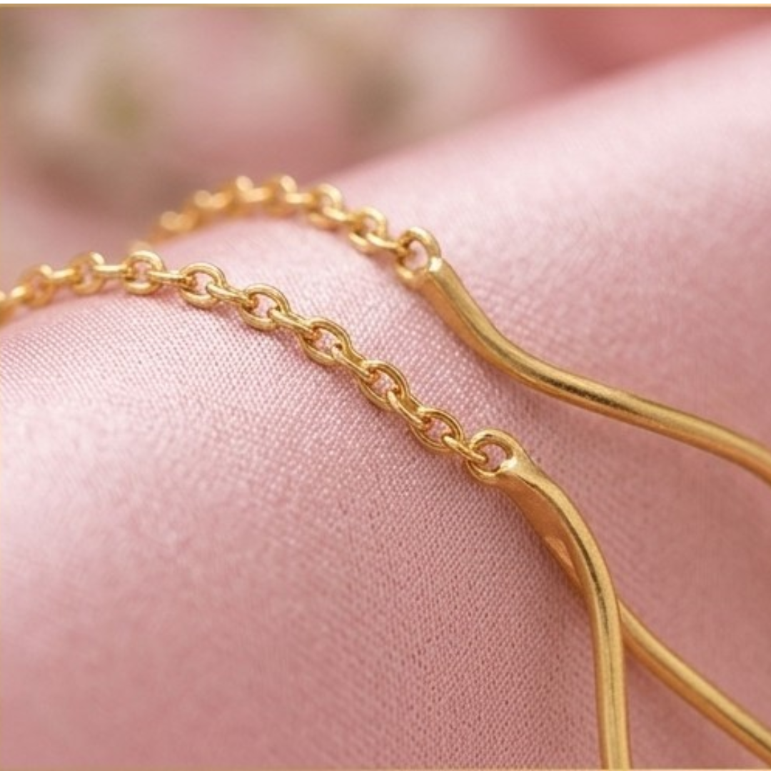18Kt Gold Platted Wavy Linear Drop Earrings