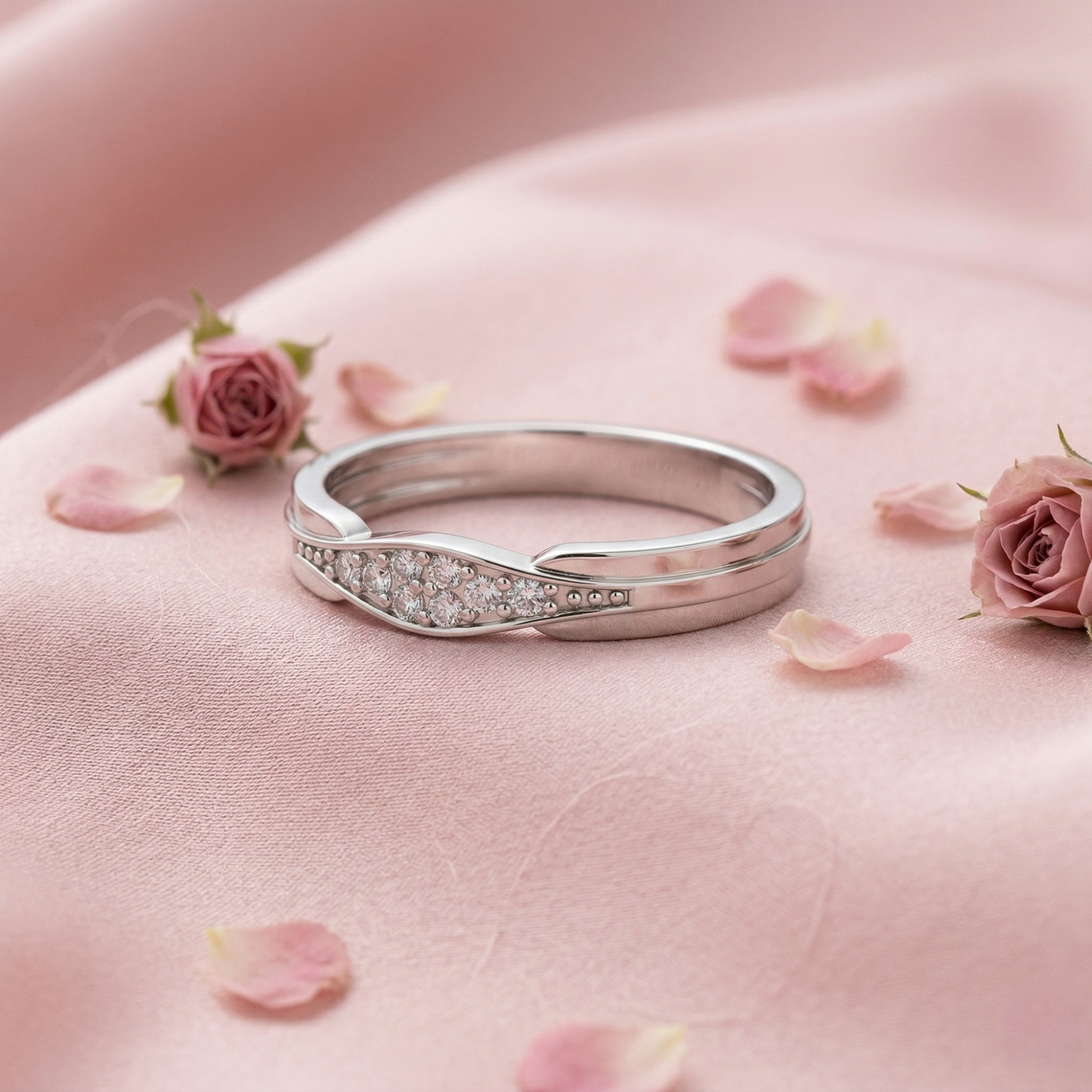 Horizon Band Ring