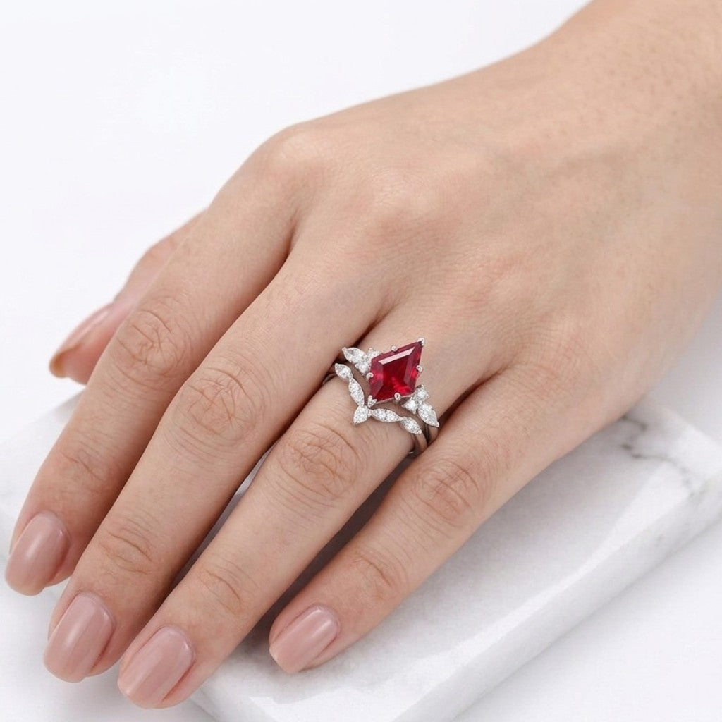 Kite Ruby Promise Set